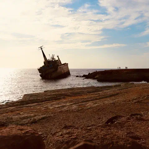 Foto 2 di 12, apri a grandezza piena