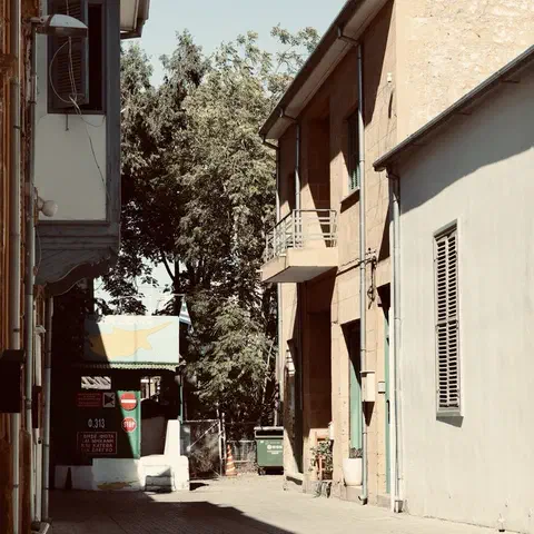 Foto 8 di 12, apri a grandezza piena