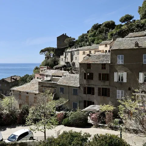 Foto 11 di 12, apri a grandezza piena