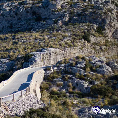 Foto 10 di 13, apri a grandezza piena