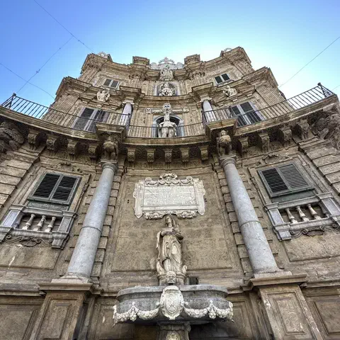 Foto 12 di 13, apri a grandezza piena